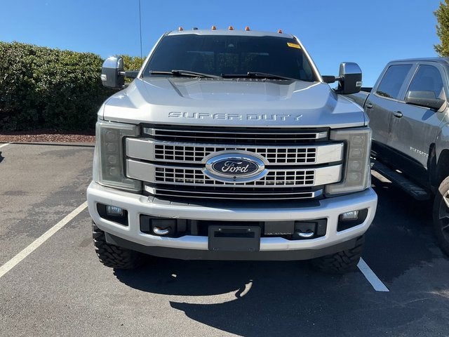 2017 Ford Super Duty F-250 SRW Lariat