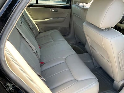 2011 Cadillac DTS Base