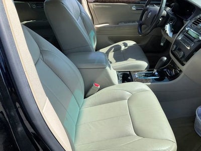 2011 Cadillac DTS Base