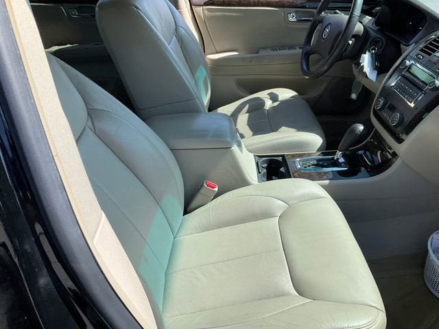 2011 Cadillac DTS Base