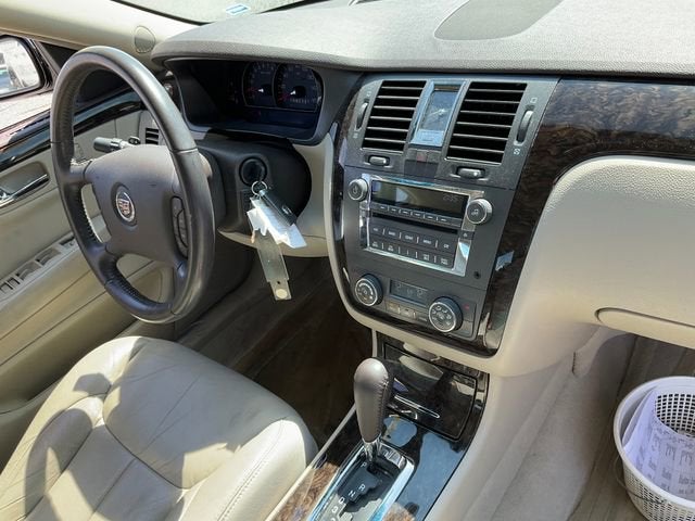 2011 Cadillac DTS Base
