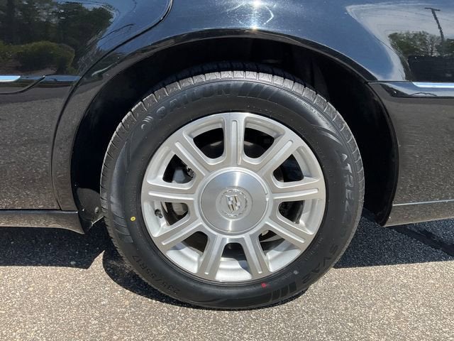 2011 Cadillac DTS Base