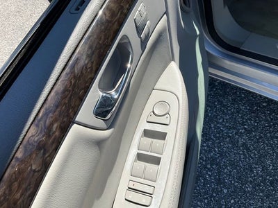 2011 Cadillac DTS Luxury Collection