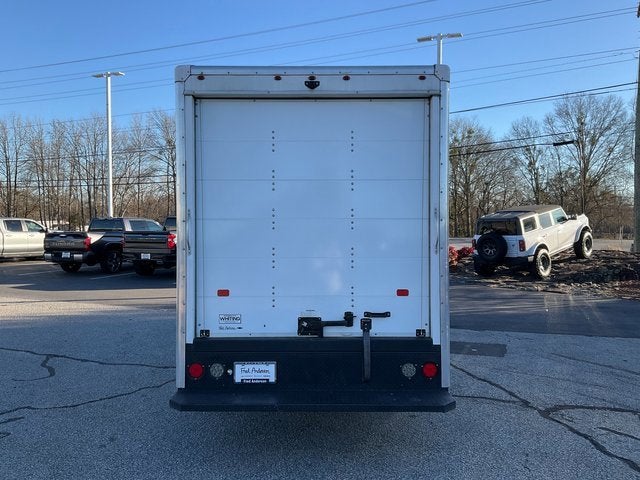 2022 GMC Savana Cutaway 3500 Gas