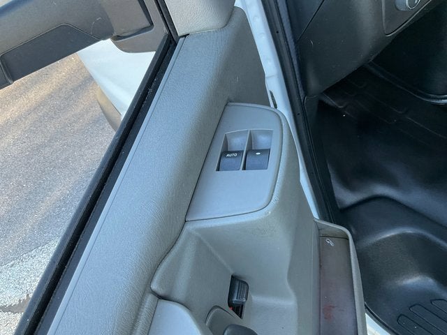 2022 GMC Savana Cutaway 3500 Gas