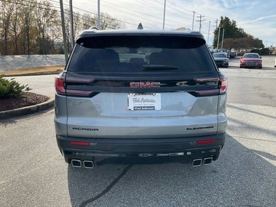 2025 GMC Acadia Elevation