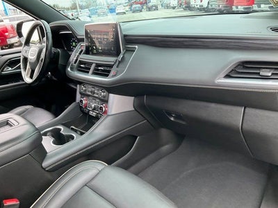 2022 GMC Yukon XL SLT