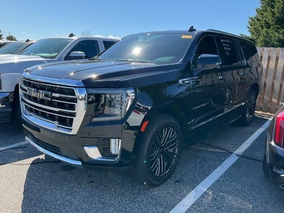2022 GMC Yukon XL SLT