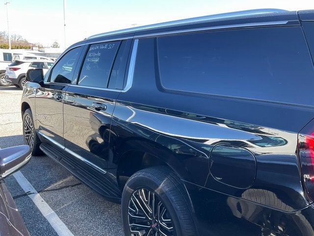 2022 GMC Yukon XL SLT