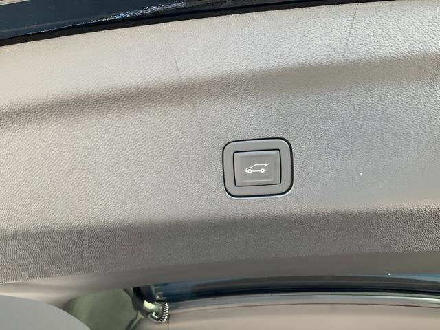 2025 GMC Yukon XL Elevation