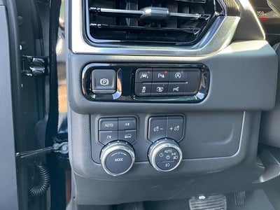 2025 GMC Yukon XL Elevation