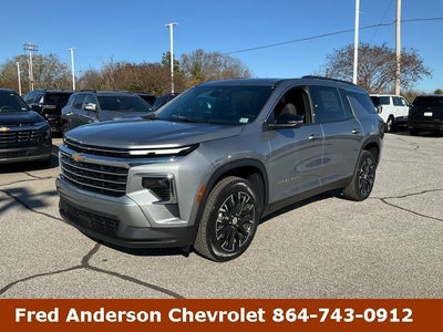 2026 Chevrolet Traverse LT