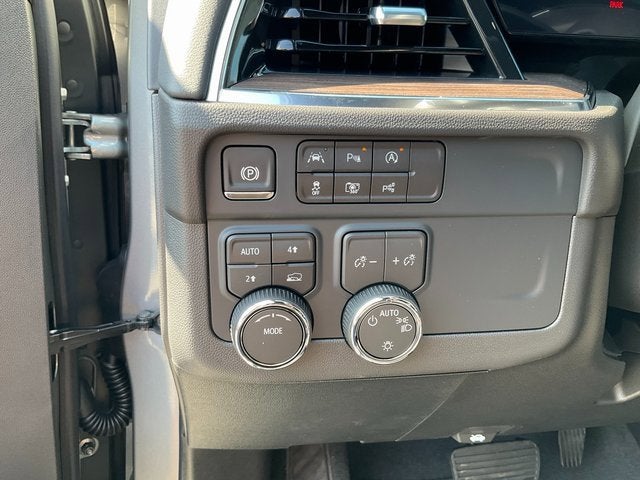 2025 Chevrolet Tahoe LS