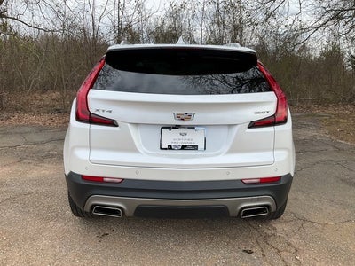 2023 Cadillac XT4 Premium Luxury