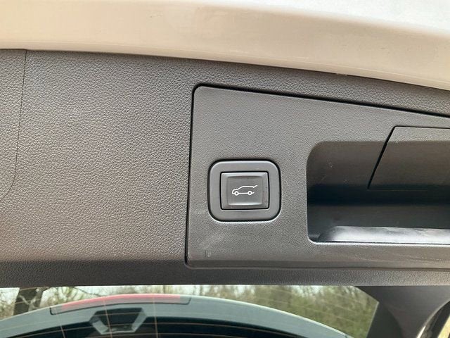 2025 Cadillac XT4 Sport