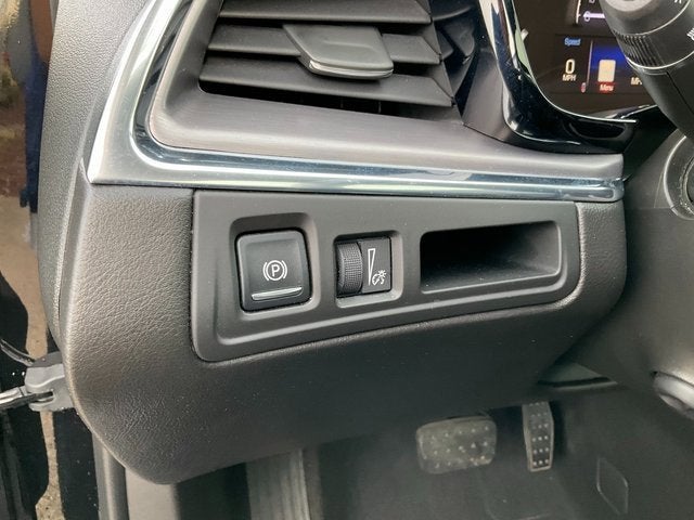 2017 Cadillac XT5 Luxury FWD