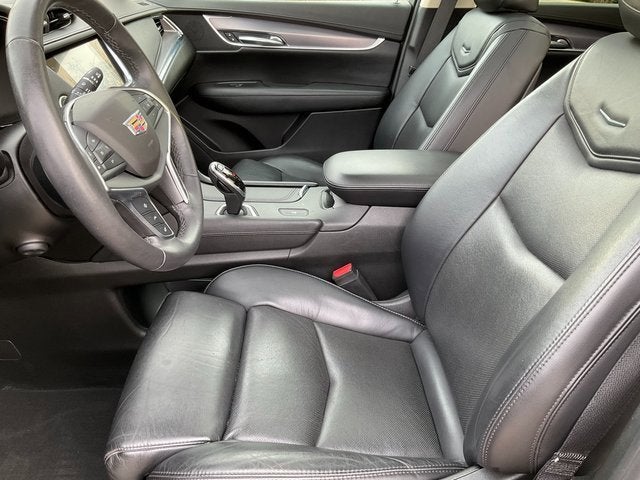 2017 Cadillac XT5 Luxury FWD