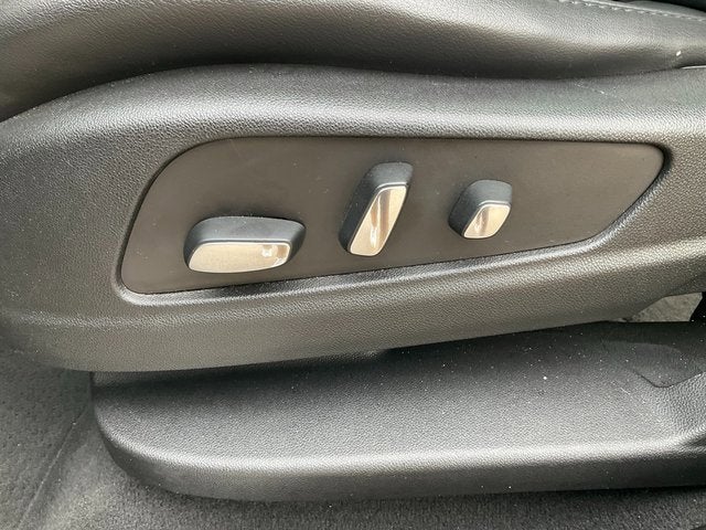 2017 Cadillac XT5 Luxury FWD