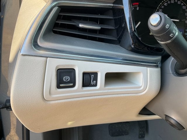 2018 Cadillac XT5 Luxury FWD