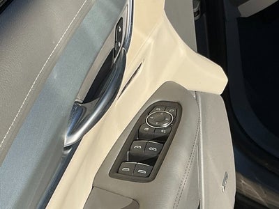 2018 Cadillac XT5 Luxury FWD