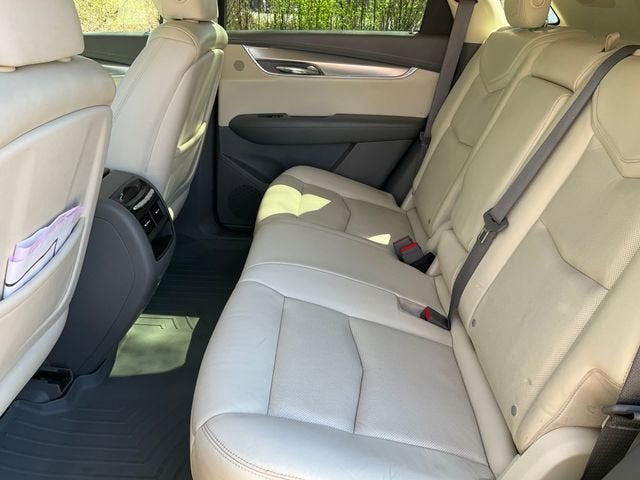 2017 Cadillac XT5 Premium Luxury FWD