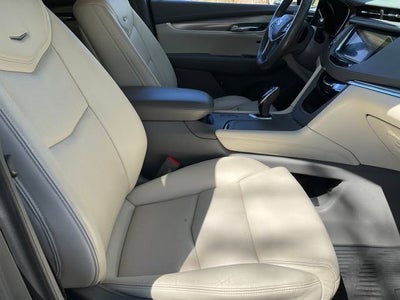 2017 Cadillac XT5 Premium Luxury FWD