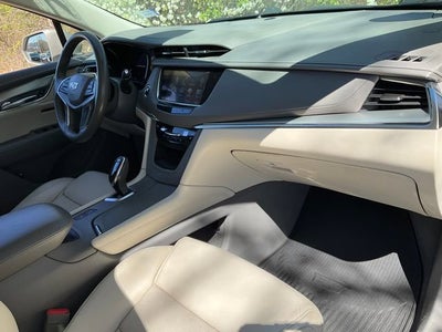 2017 Cadillac XT5 Premium Luxury FWD