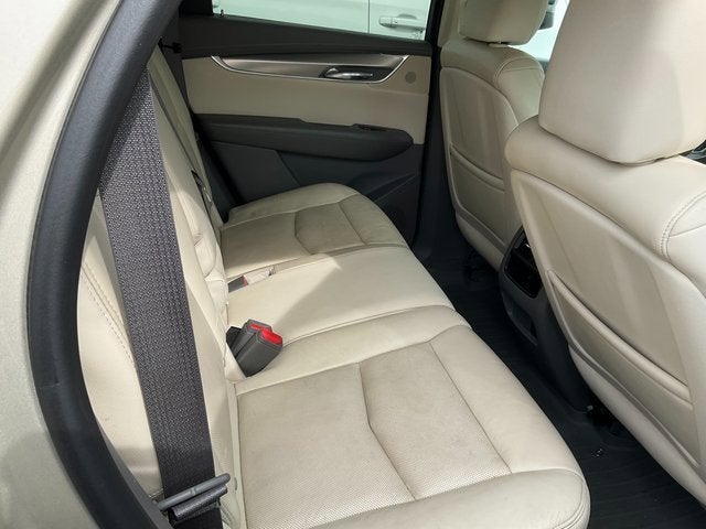 2017 Cadillac XT5 Premium Luxury FWD