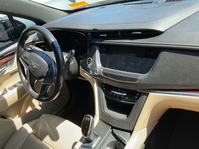 2018 Cadillac XT5 Premium Luxury FWD