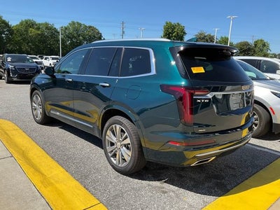 2025 Cadillac XT6 Premium Luxury