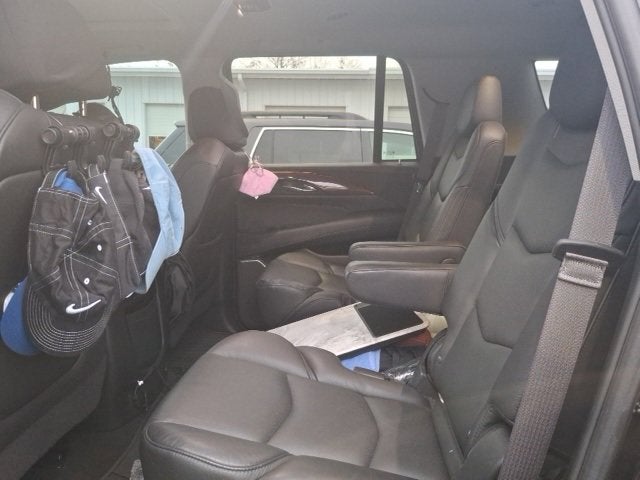 2017 Cadillac Escalade Luxury