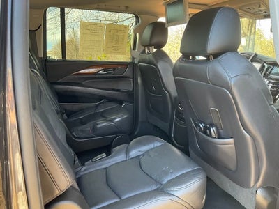 2018 Cadillac Escalade ESV Luxury