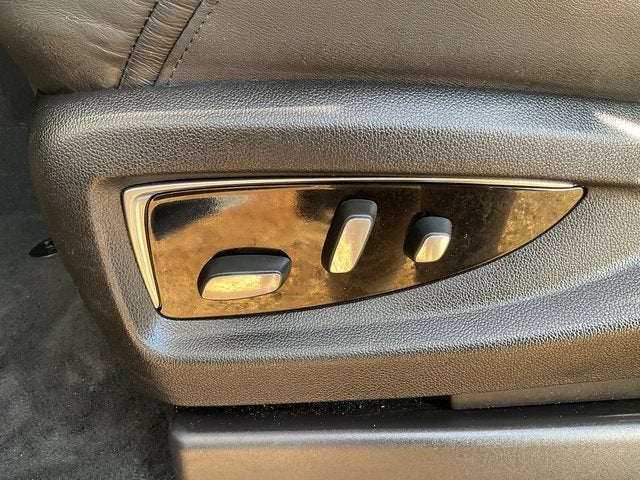 2018 Cadillac Escalade ESV Luxury