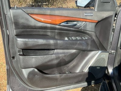 2018 Cadillac Escalade ESV Luxury