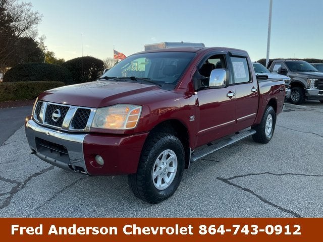 2004 Nissan Titan LE