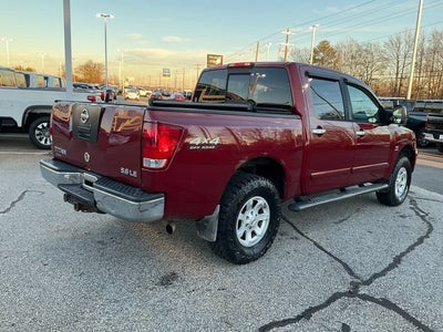2004 Nissan Titan LE