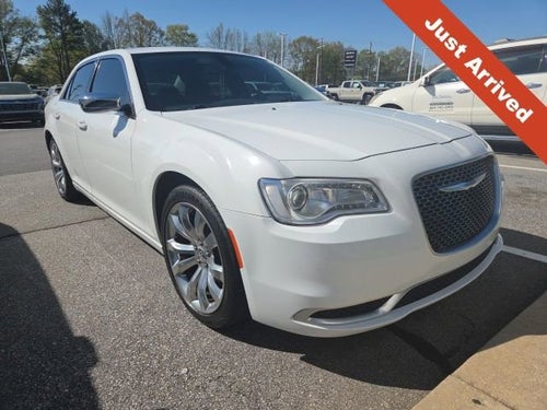 2018 Chrysler 300 Touring