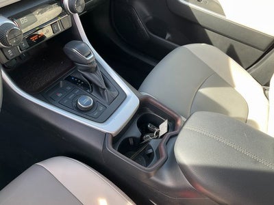 2020 Toyota RAV4 Limited