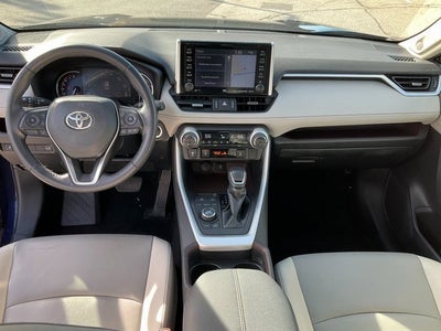 2020 Toyota RAV4 Limited