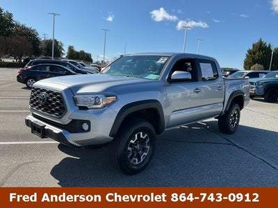2022 Toyota Tacoma 4WD SR