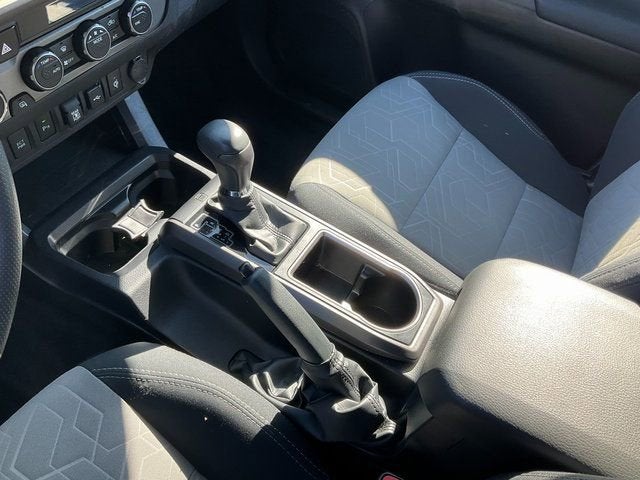 2022 Toyota Tacoma 4WD SR