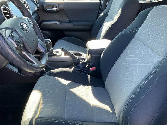 2022 Toyota Tacoma 4WD SR