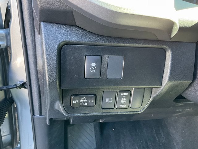 2022 Toyota Tacoma 4WD SR