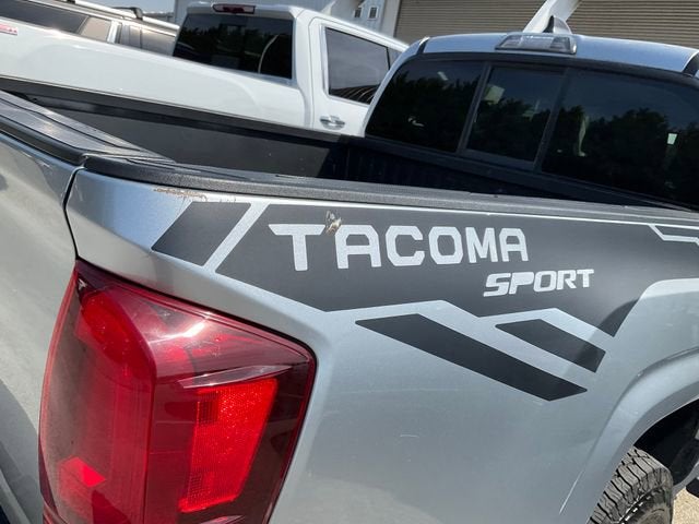 2022 Toyota Tacoma 2WD SR
