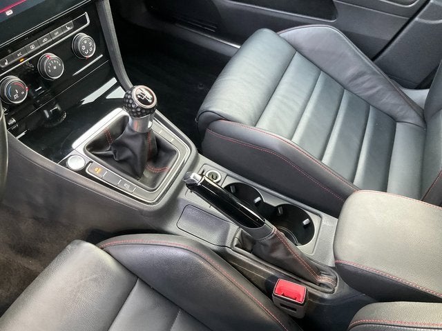 2019 Volkswagen Golf GTI S