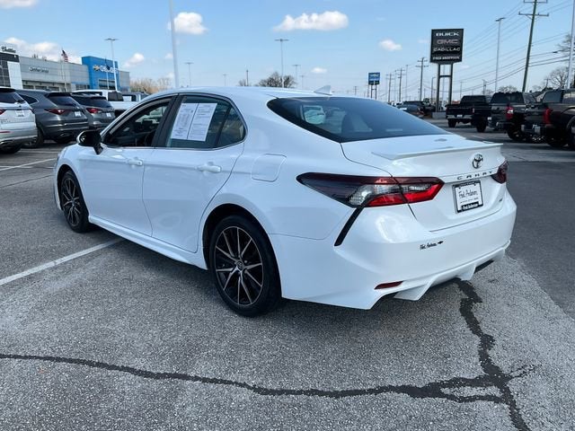 2024 Toyota Camry SE