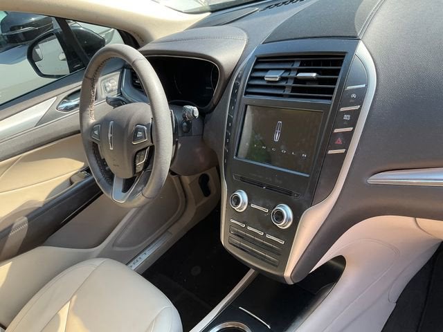 2019 Lincoln MKC Standard