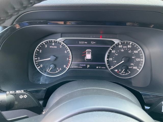 2025 Nissan Pathfinder SV