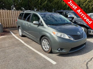 2014 Toyota Sienna XLE