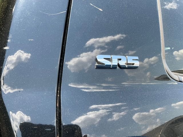 2015 Toyota Tundra 2WD Truck SR5